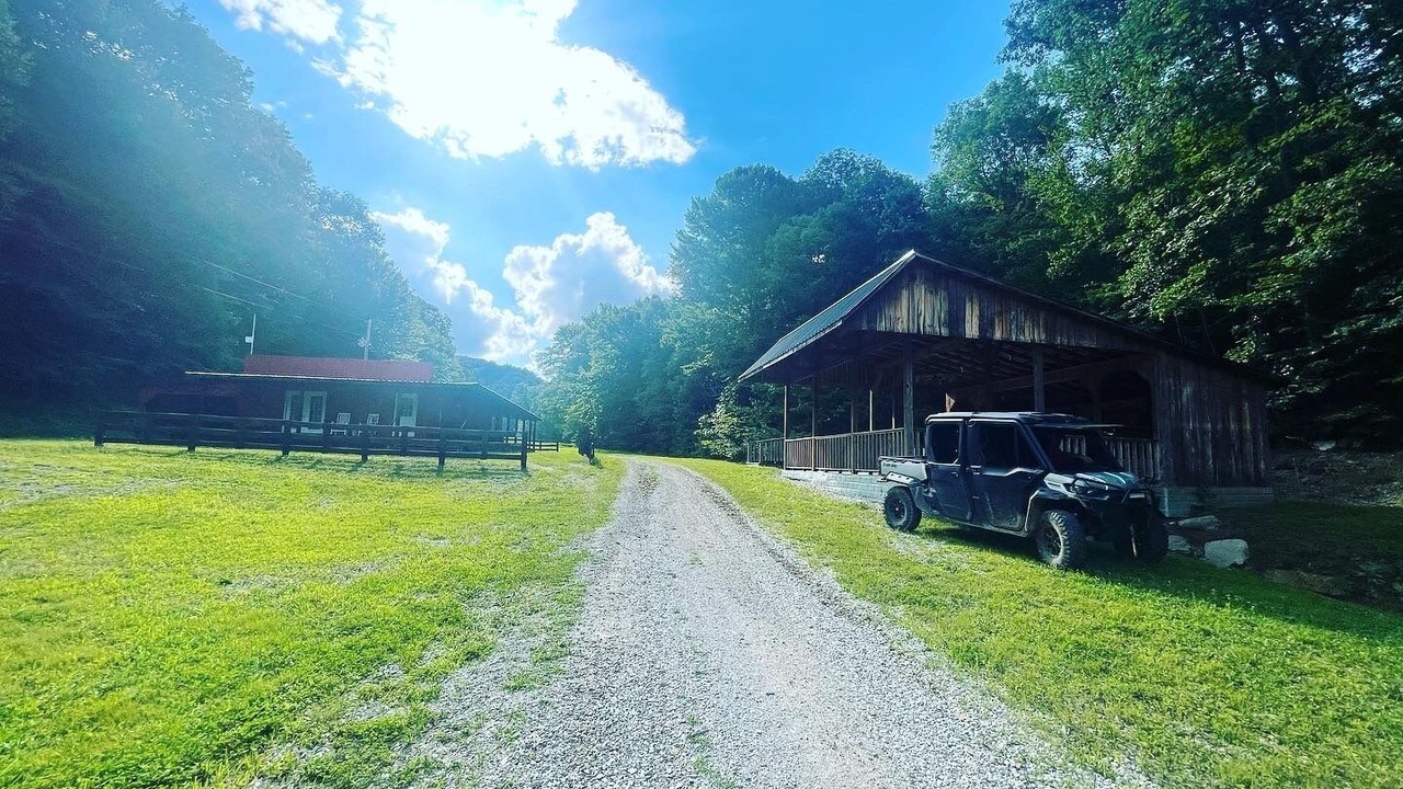 Photo of Buildings in Garrison