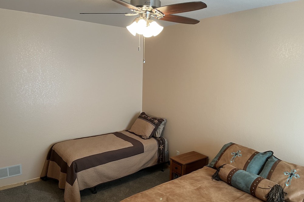 Photo of Bedroom in Gove County
