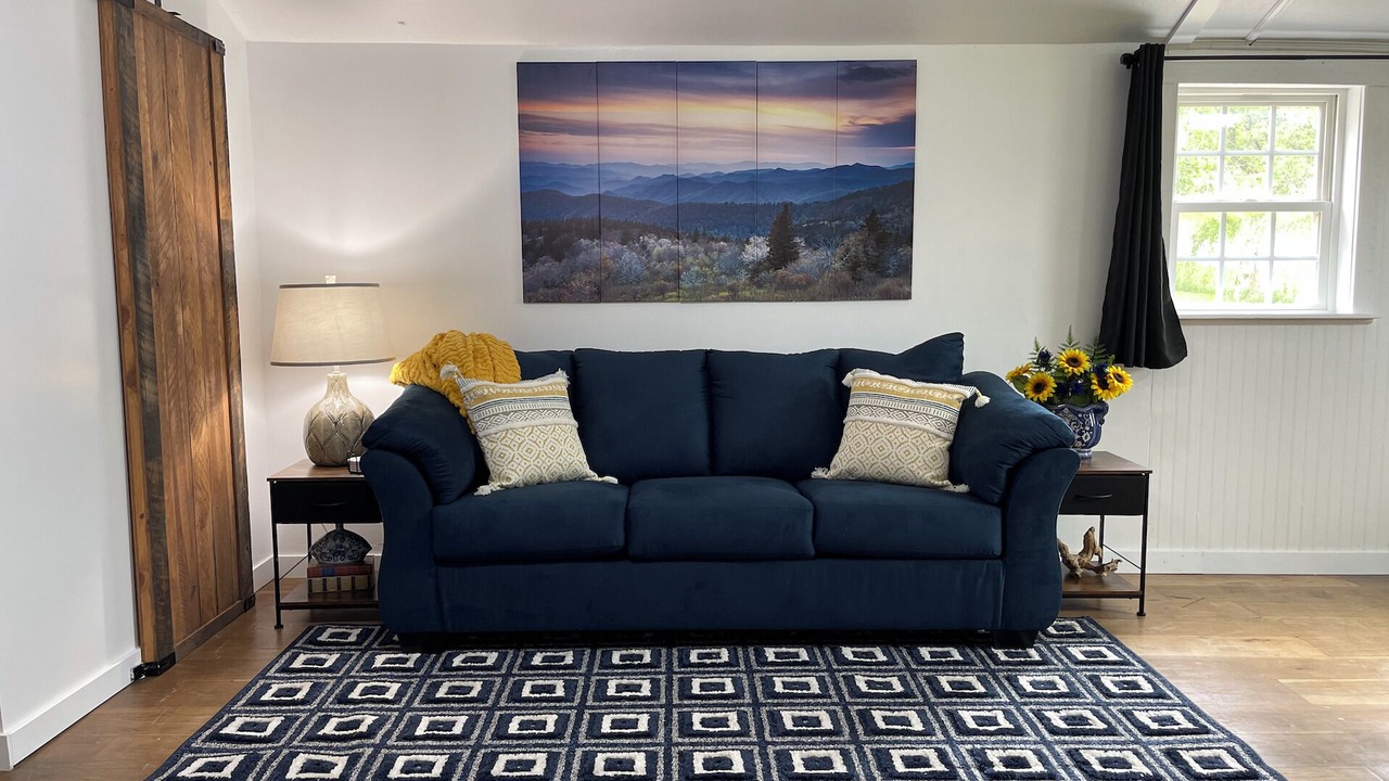 Photo of Livingroom in Jonesborough