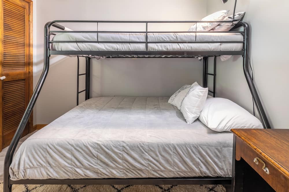 Photo of Bedroom in Great Cacapon