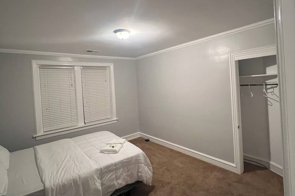 Photo of Bedroom in Halfway