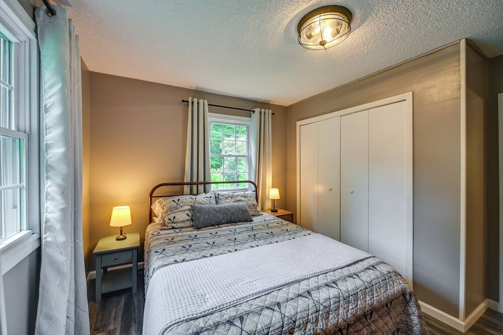 Photo of Bedroom in Denniston