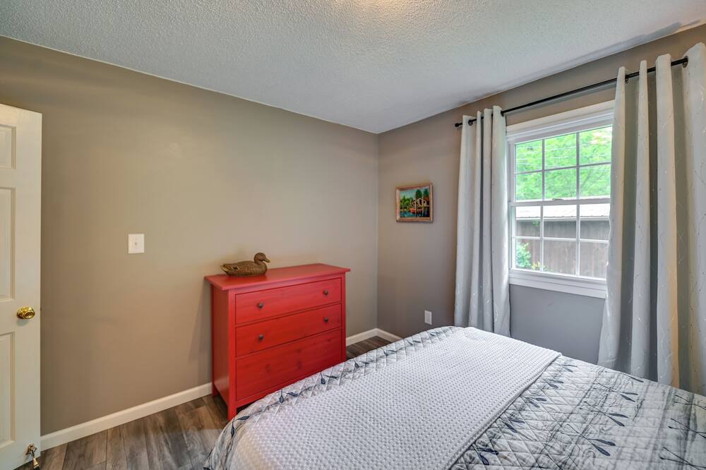 Photo of Bedroom in Denniston