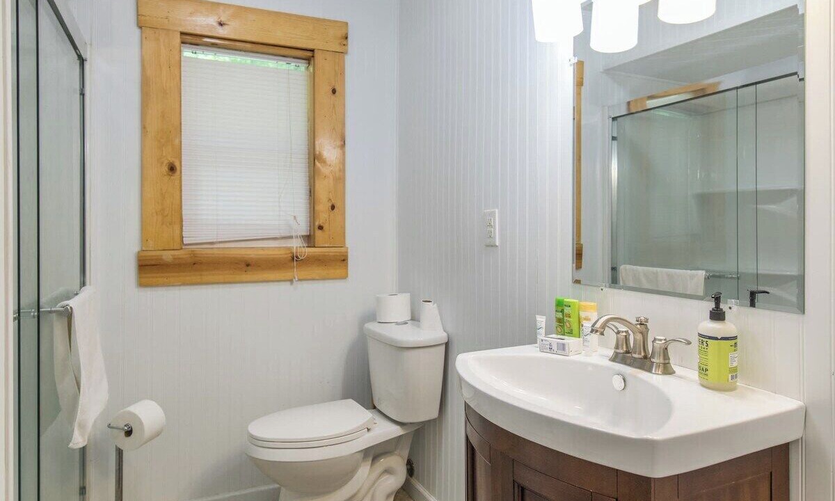 Photo of Bathroom in Stanton
