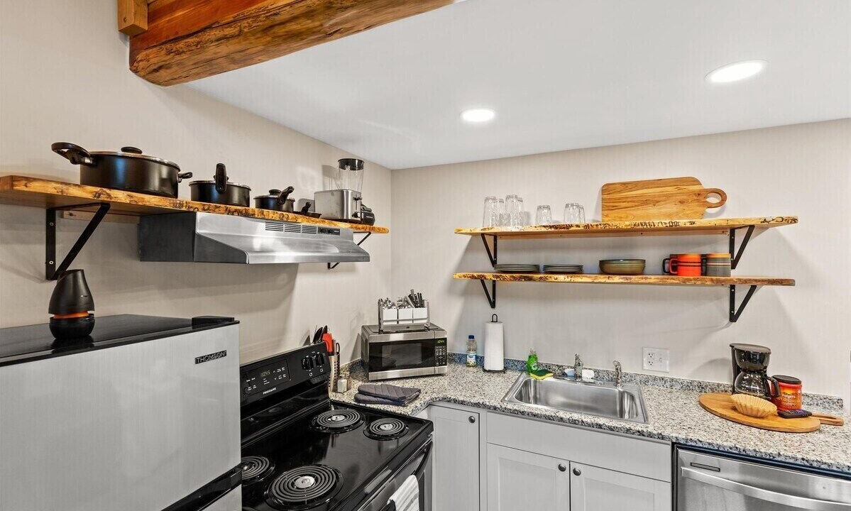 Photo of Kitchen in Stanton