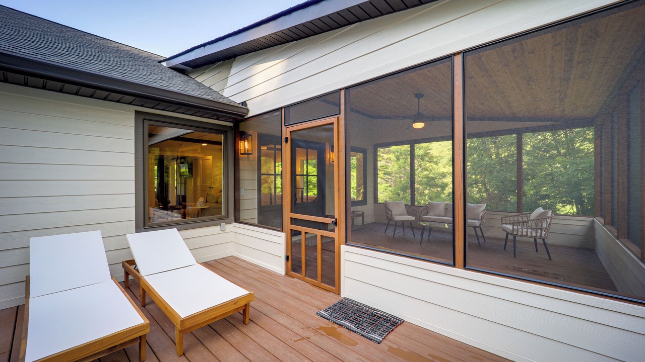 Photo of Patio Balcony in Bakersville