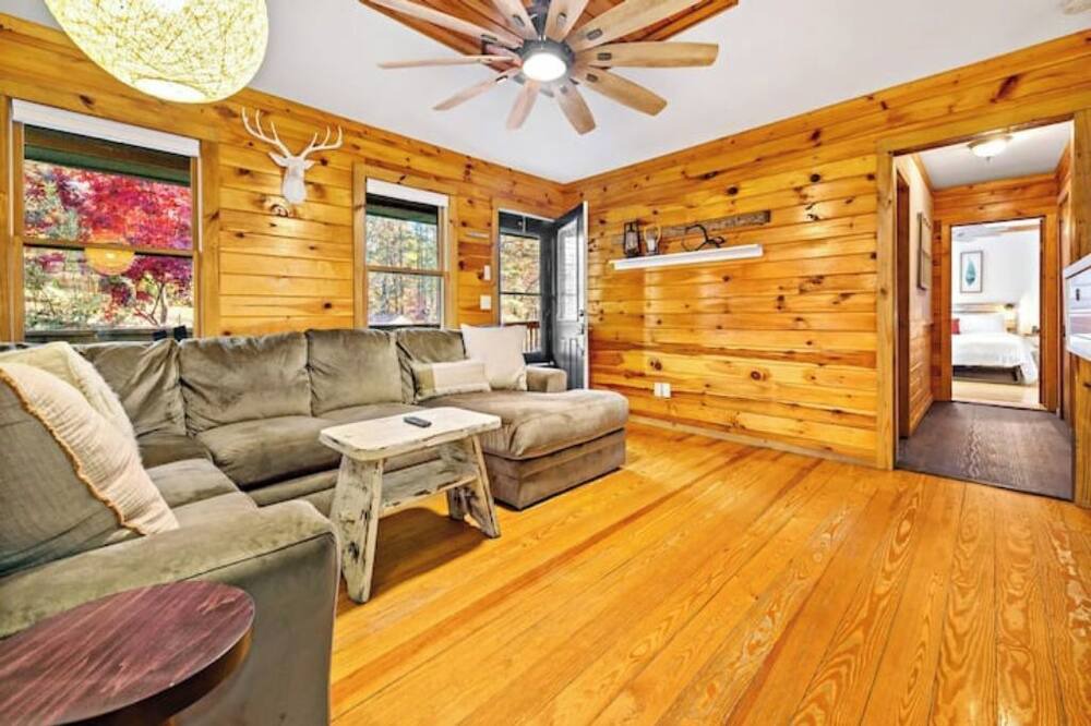 Photo of Livingroom in Marion