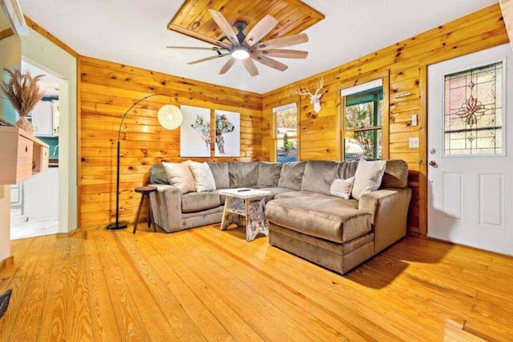 Photo of Livingroom in Marion