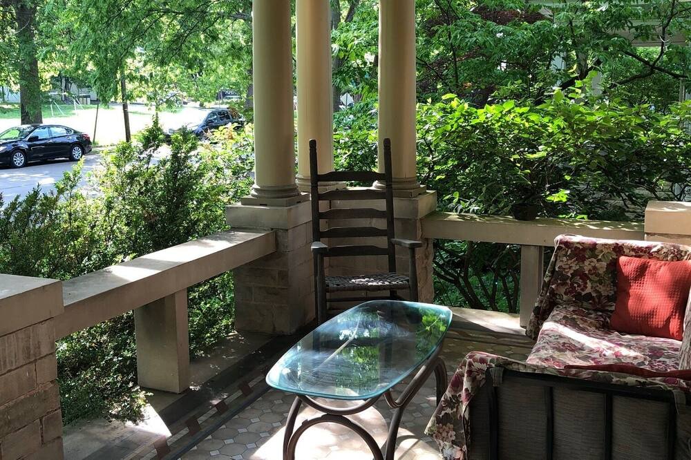 Photo of Outdoor in Bell Court