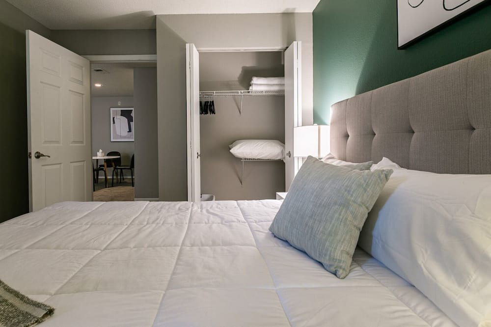Photo of Bedroom in Blue Ash