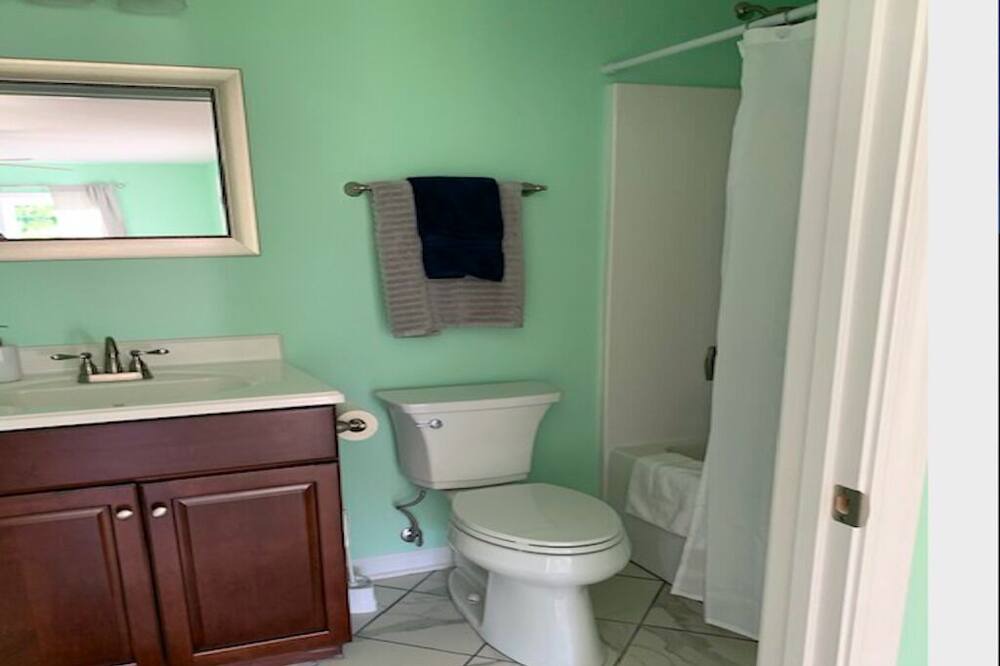Photo of Bathroom in Hampton