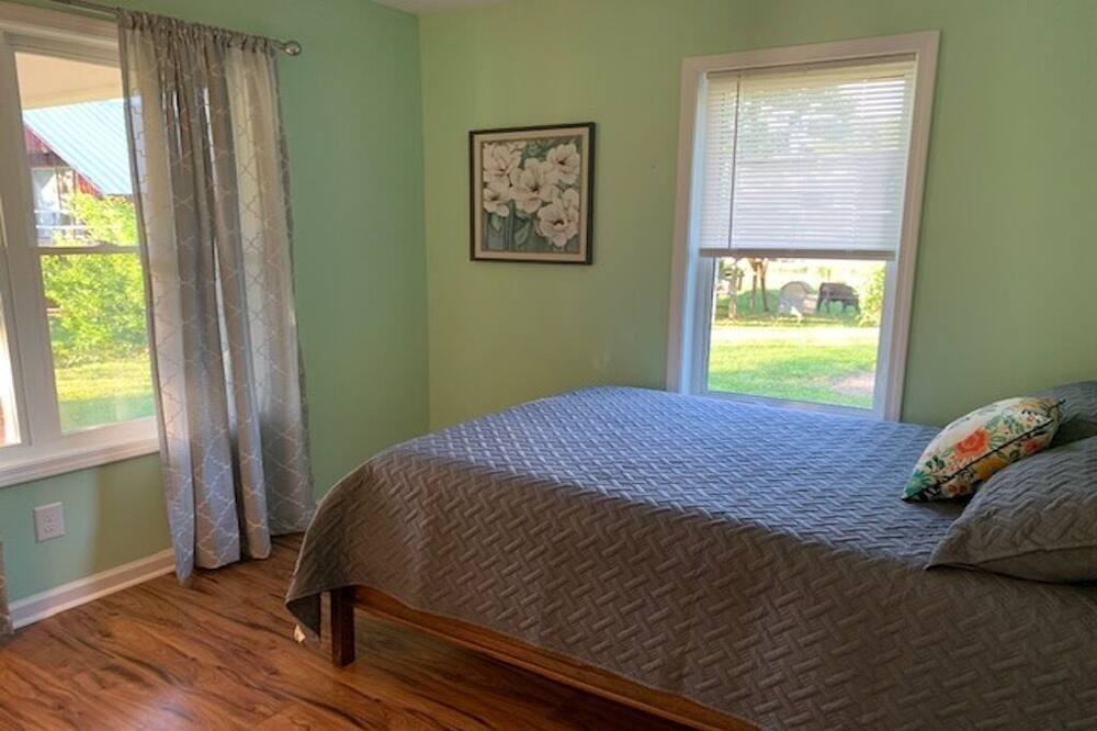 Photo of Bedroom in Hampton