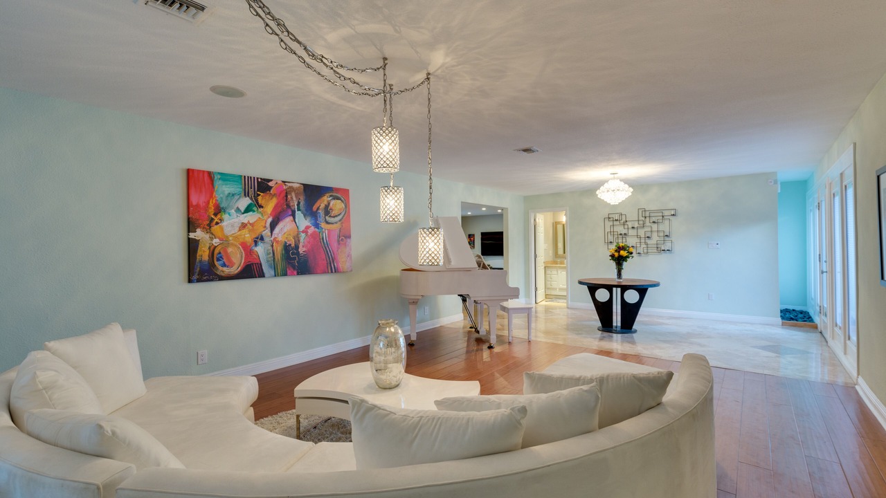 Photo of Livingroom in McNeil Estates
