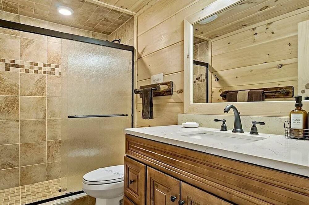 Photo of Bathroom in Frank