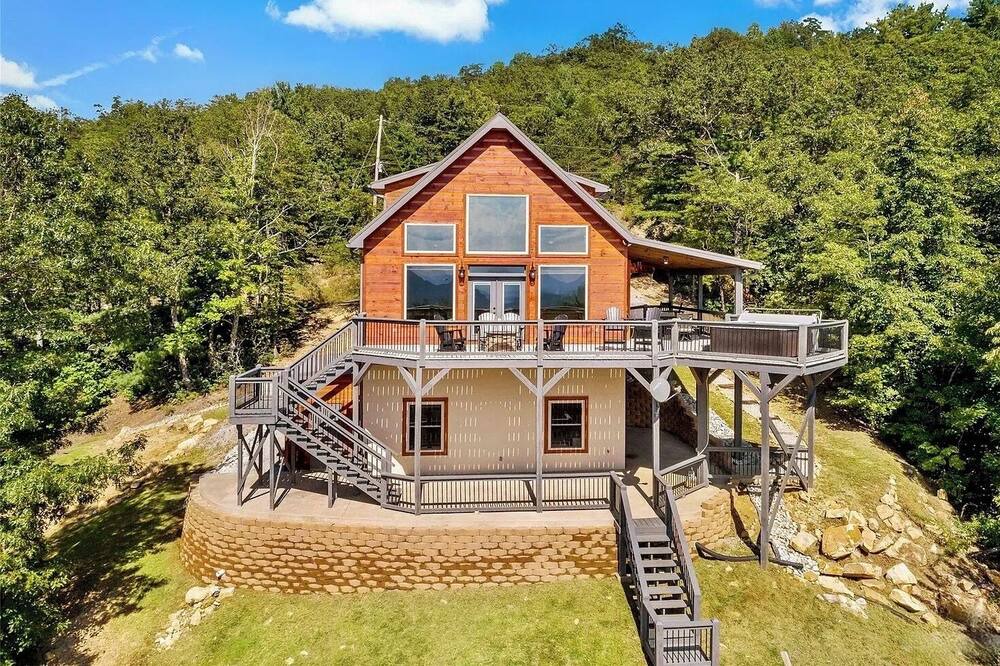 Photo of Outdoor in Frank