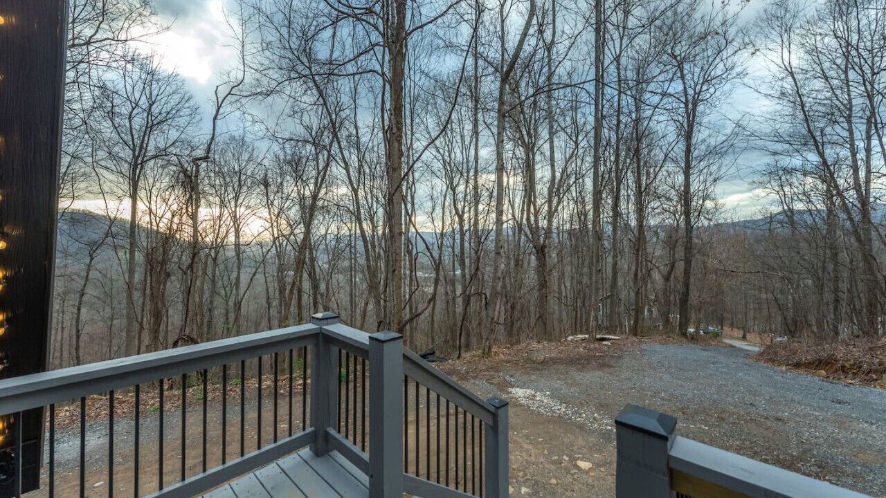 Photo of Outdoor in Swannanoa