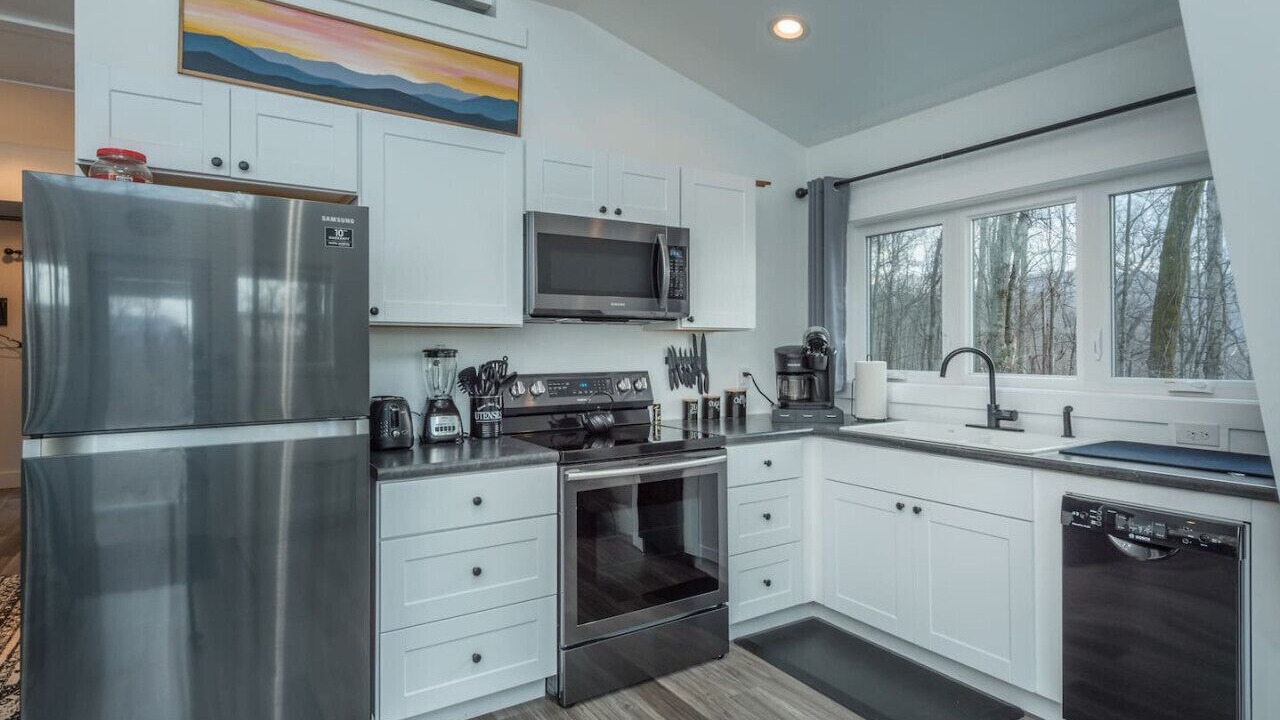 Photo of Kitchen in Swannanoa