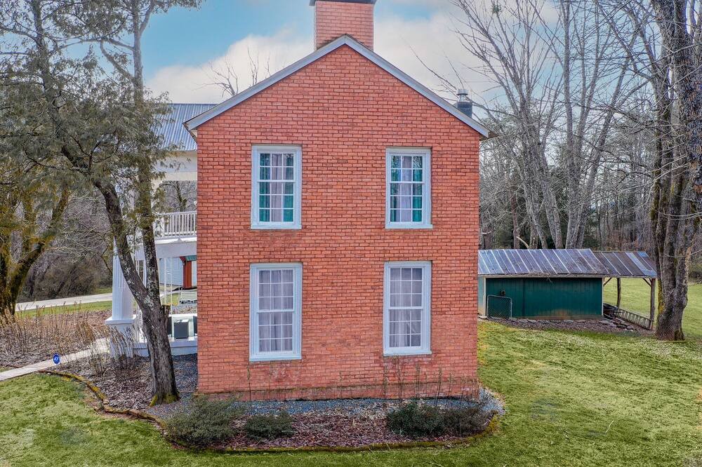 Photo of Outdoor in Vein Mountain