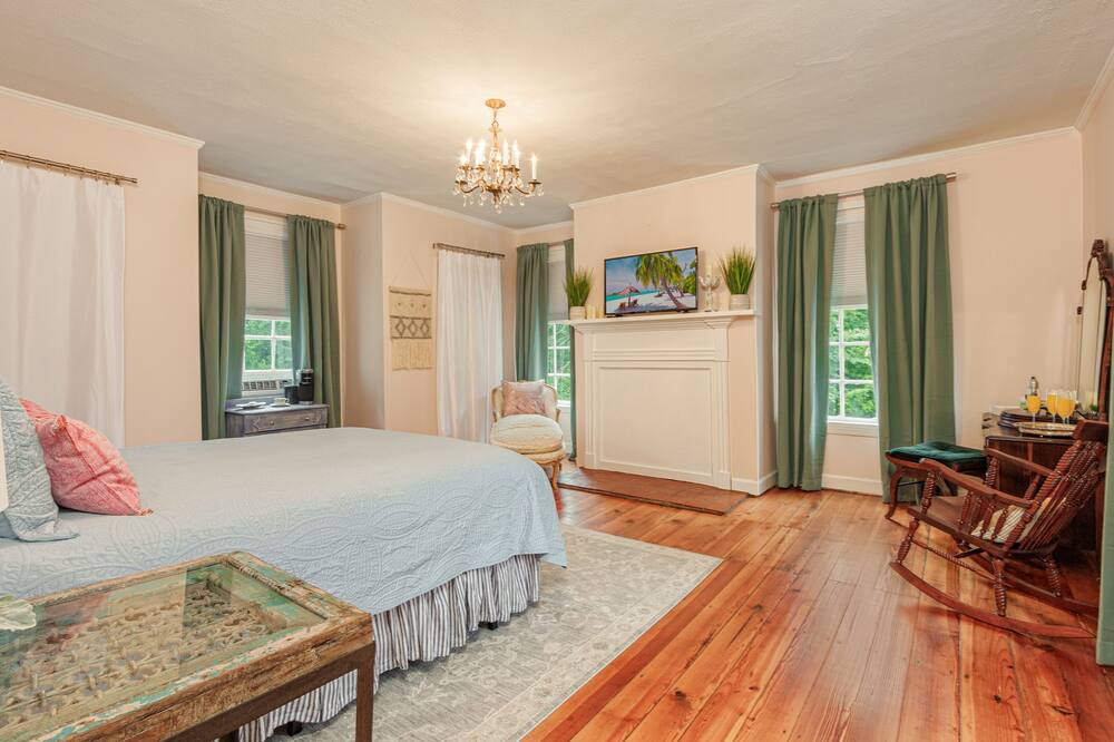 Photo of Bedroom in Vein Mountain