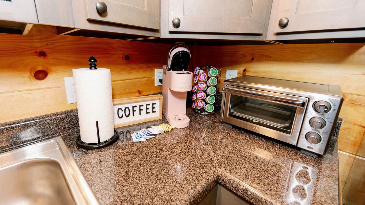 Photo of Kitchen in Roan Mountain