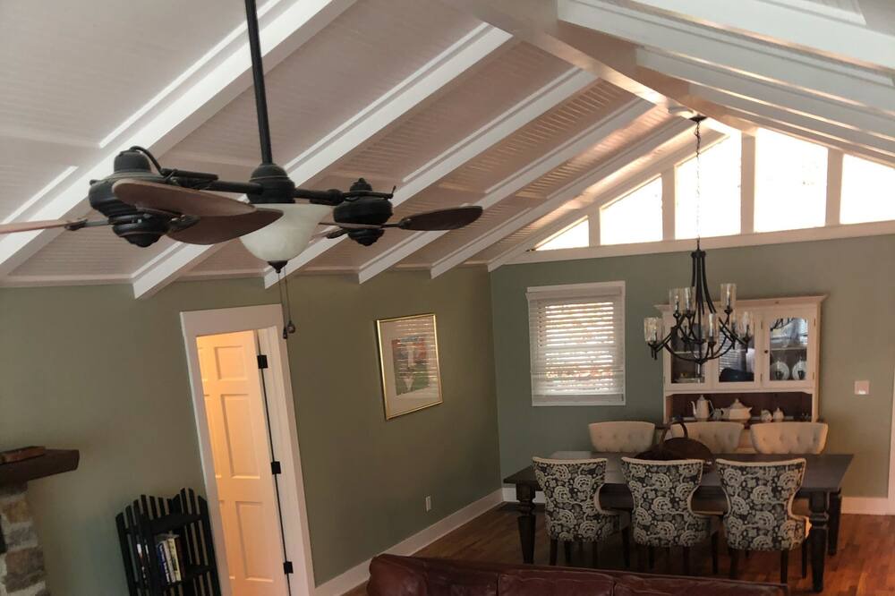 Photo of Bedroom in Cattail Creek