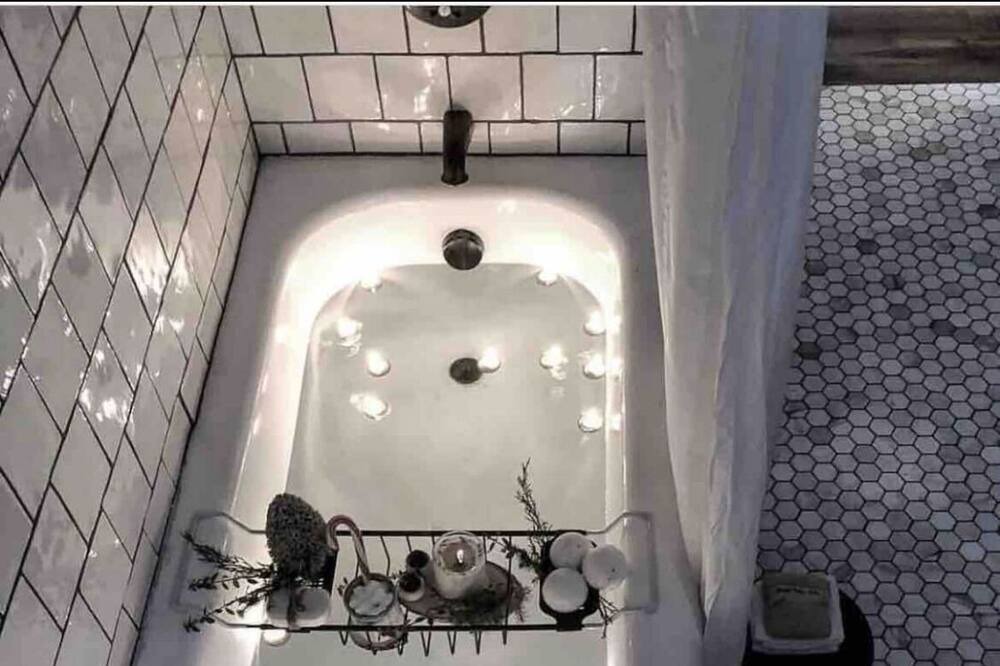 Photo of Bathroom in Creston
