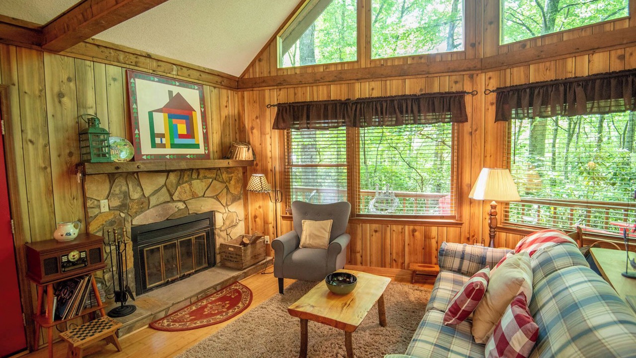 Photo of Livingroom in Fleetwood