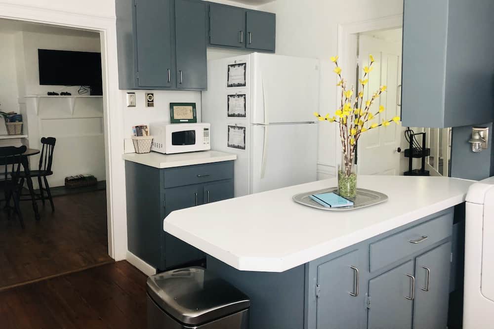 Photo of Kitchen in Keedysville