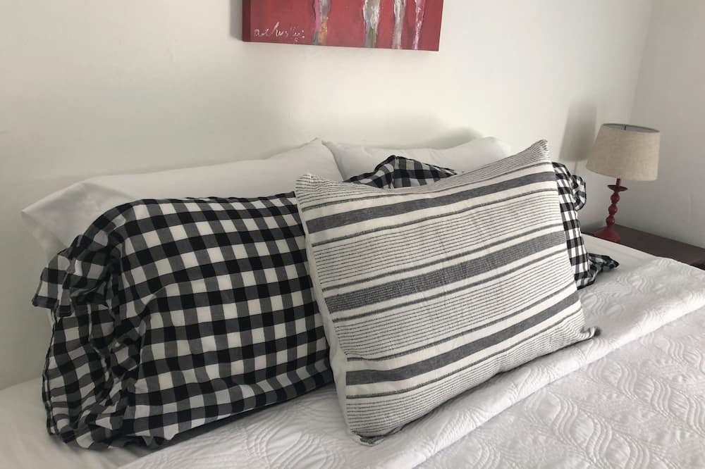 Photo of Bedroom in Keedysville