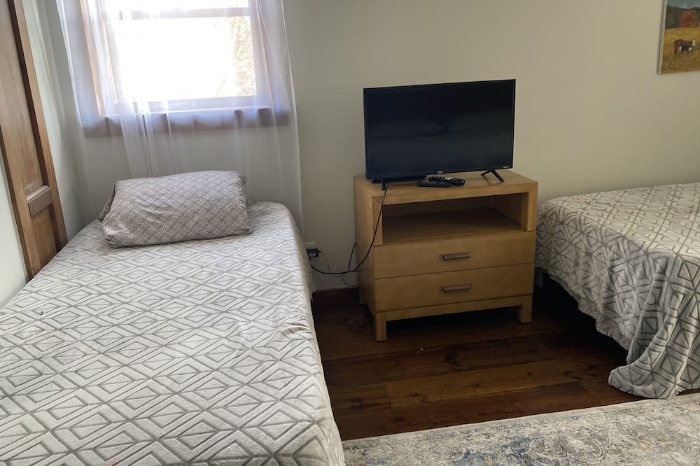 Photo of Bedroom in Glendale Springs