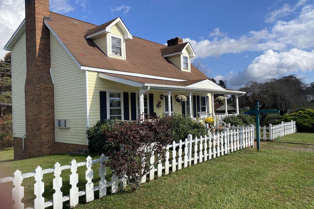 Photo of Outdoor in Glendale Springs
