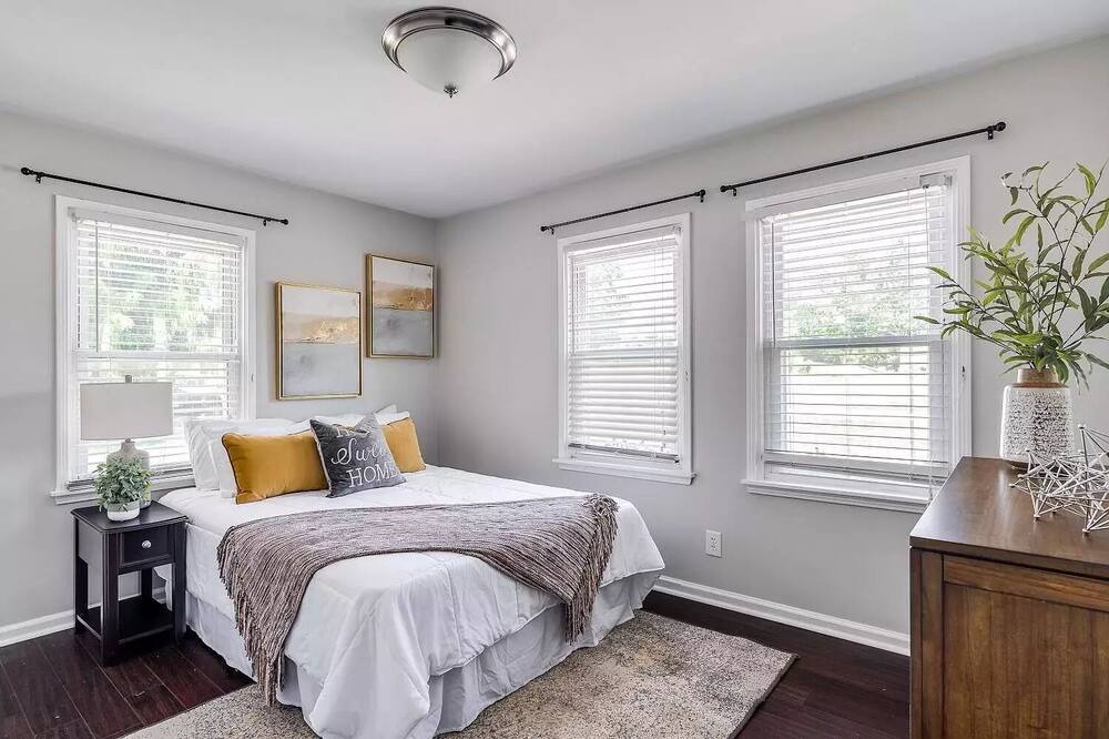 Photo of Bedroom in Fairfax