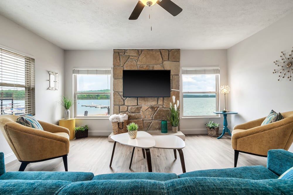 Photo of Bedroom in Dandridge