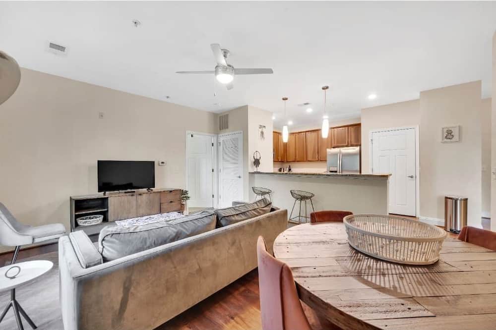 Photo of Bedroom in Plaza Midwood