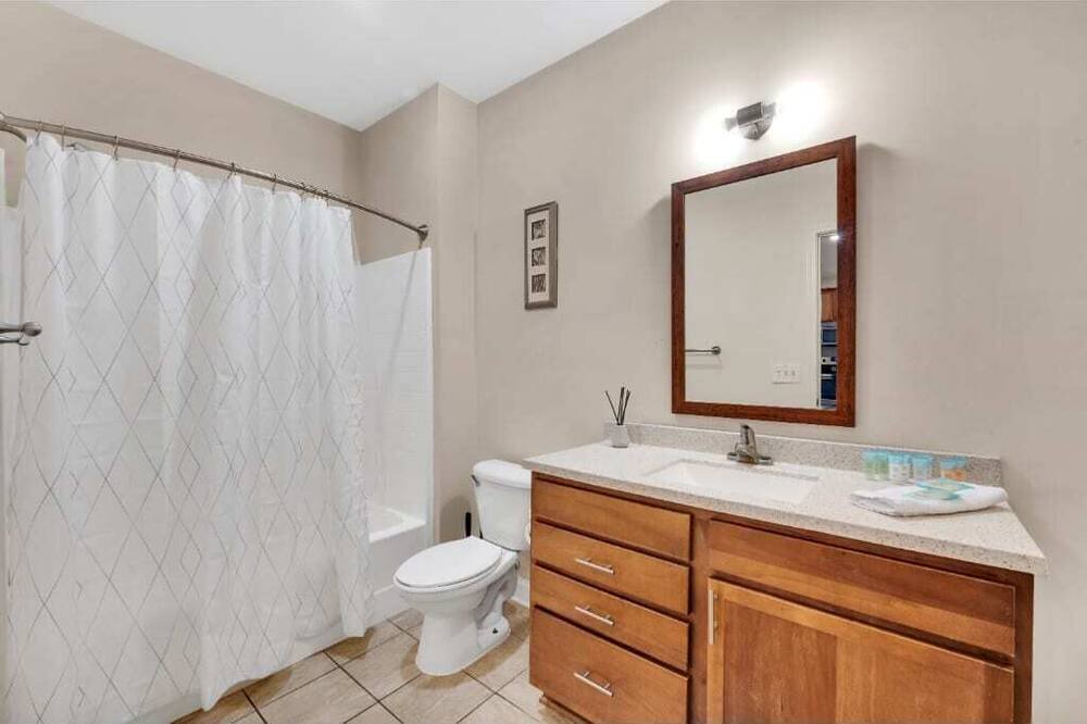 Photo of Bathroom in Plaza Midwood