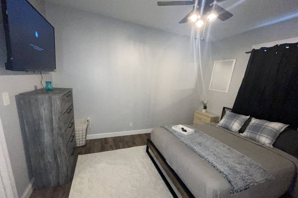 Photo of Bedroom in East Price Hill