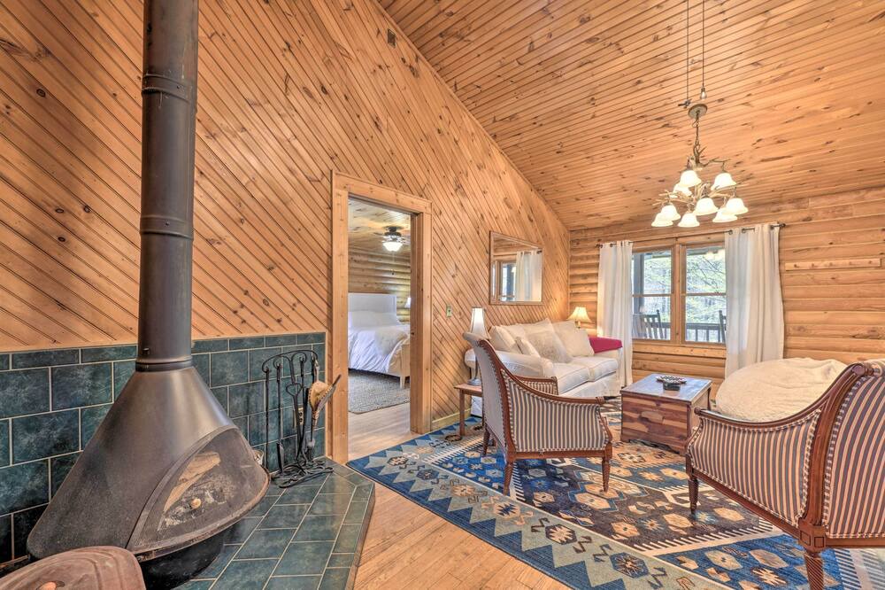 Photo of Livingroom in Rosman