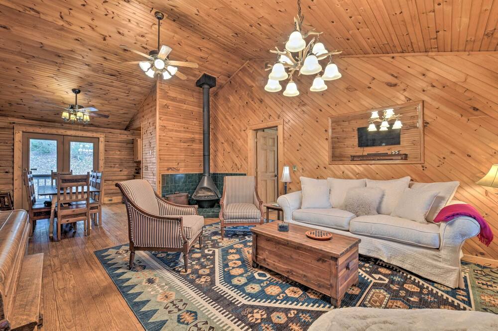 Photo of Livingroom in Rosman