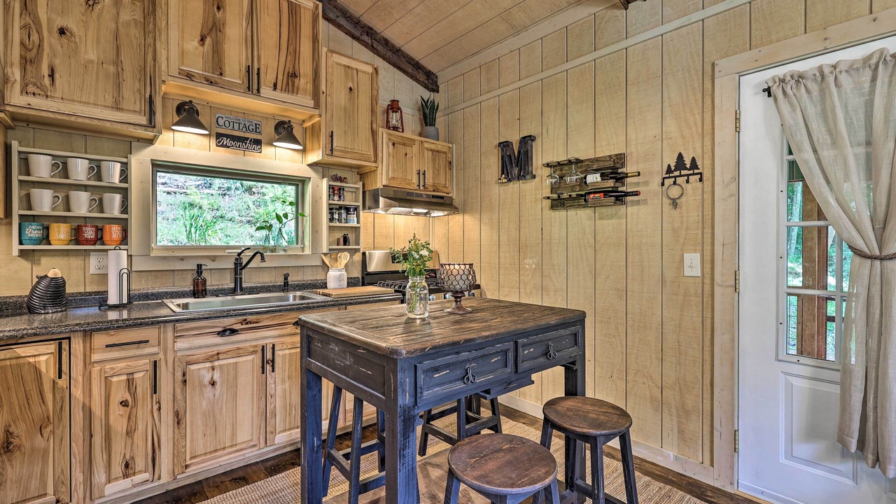Photo of Kitchen in Lansing