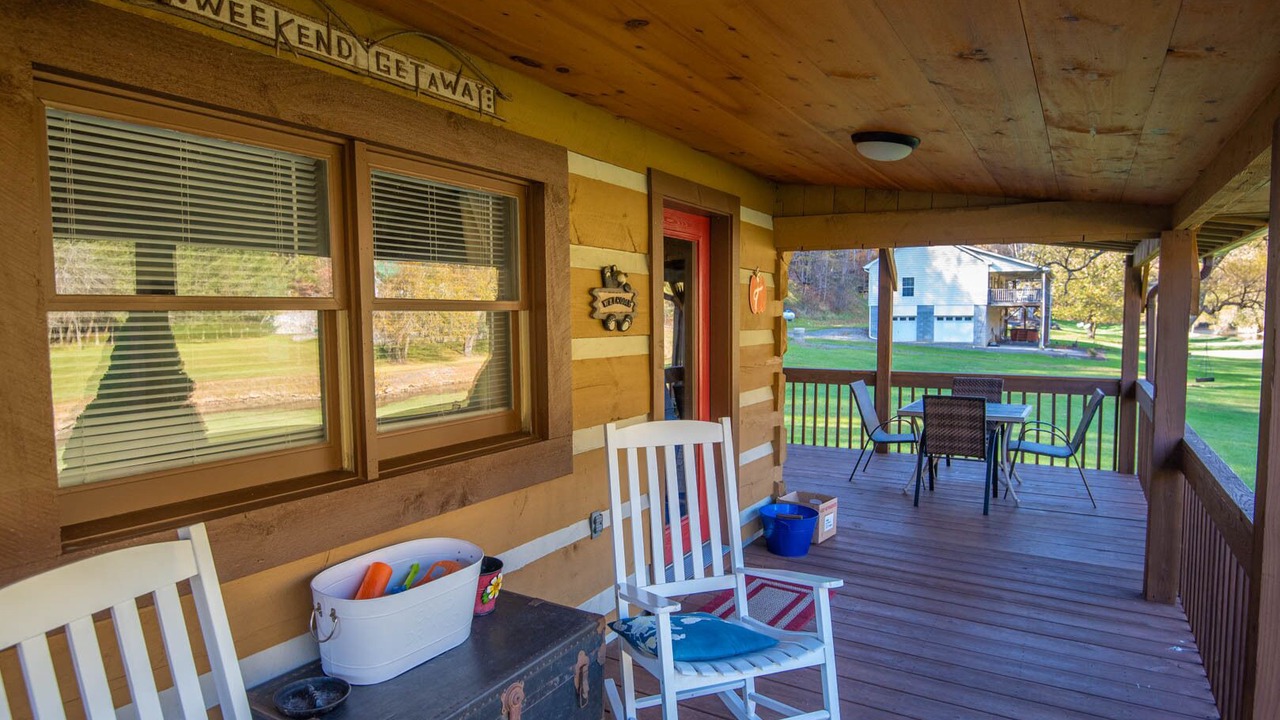 Photo of Patio Balcony in Lansing