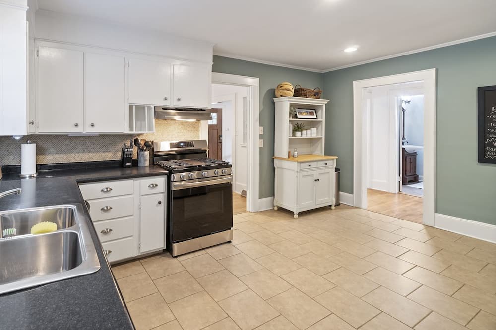 Photo of Kitchen in Plaza Midwood
