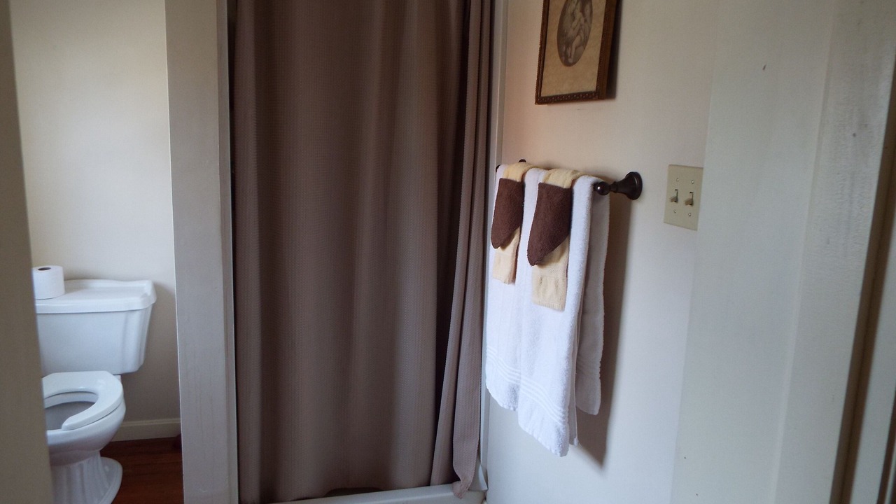 Photo of Bathroom in Gettysburg