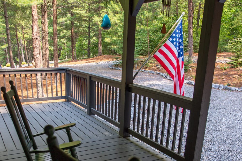 Photo of Patio Balcony in Vein Mountain