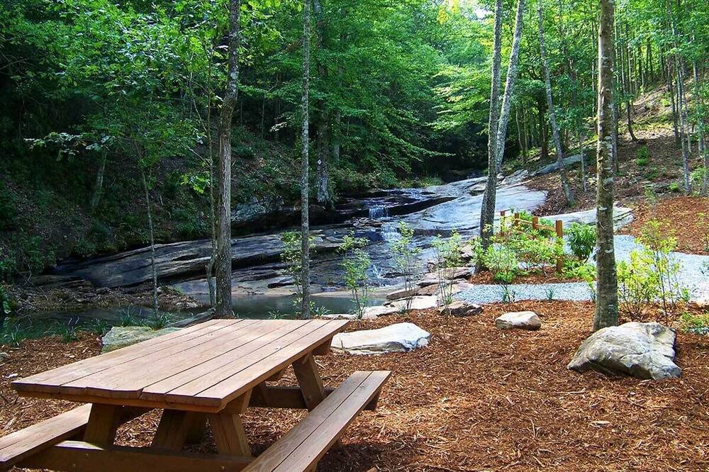 Photo of Outdoor in Vein Mountain