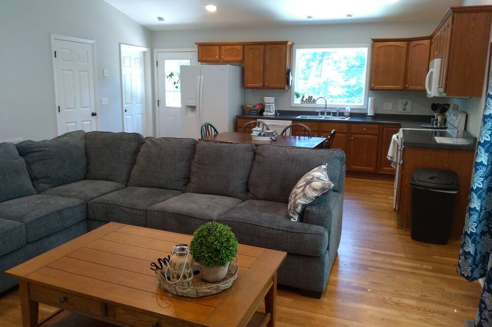 Photo of Livingroom in Marion
