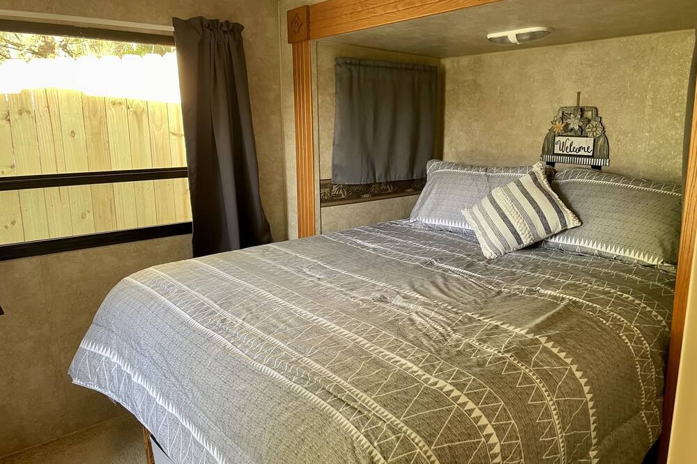 Photo of Bedroom in Altamont