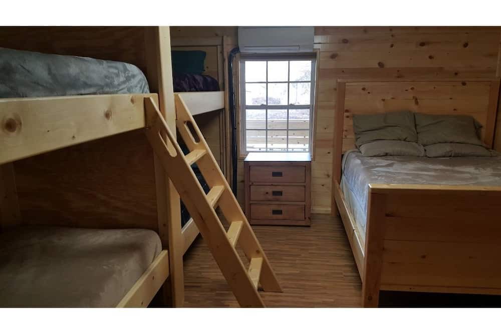 Photo of Bedroom in Toler