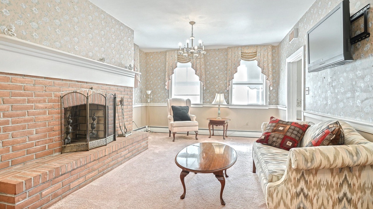 Photo of Livingroom in Fairfield