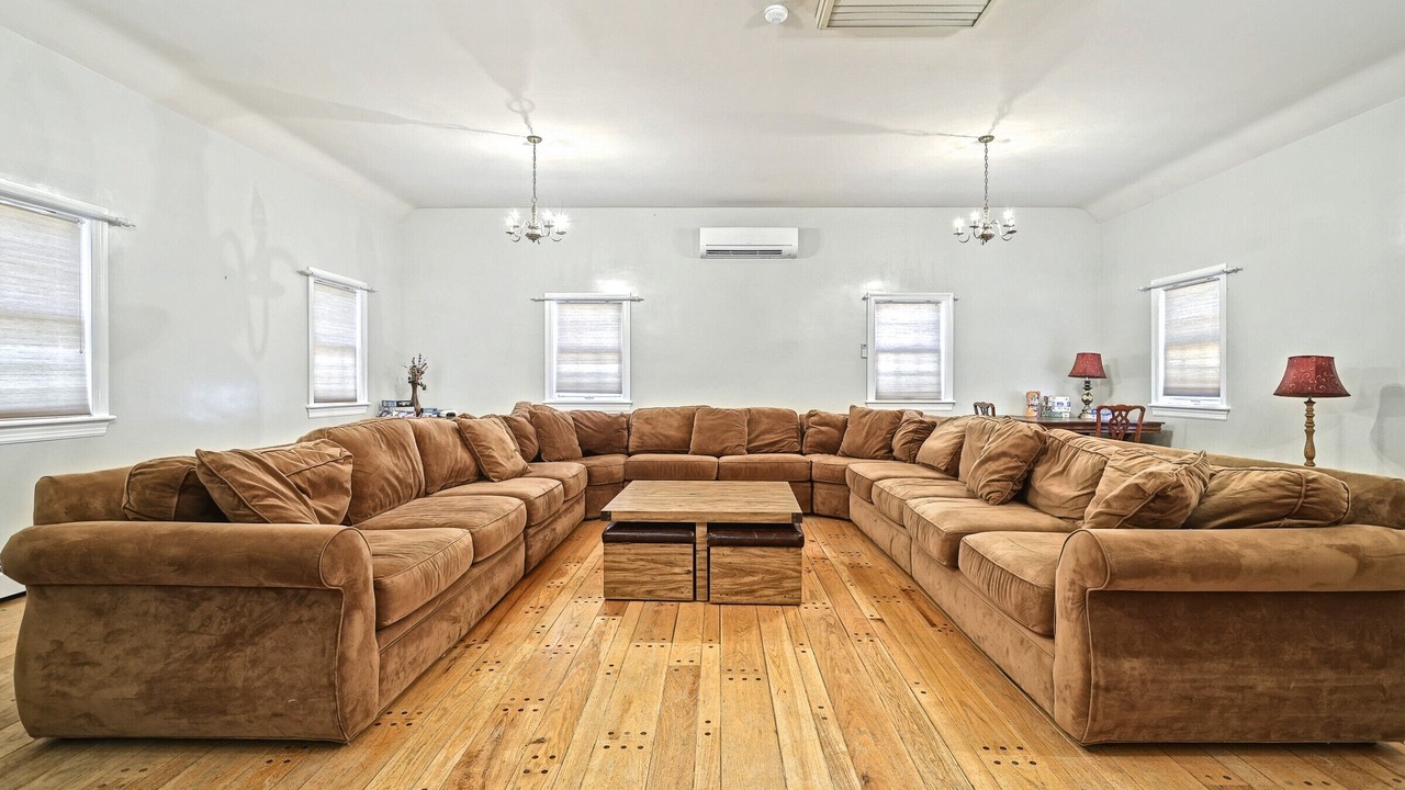 Photo of Livingroom in Fairfield