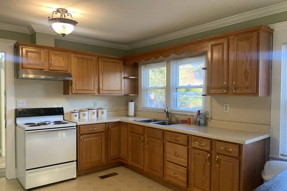 Photo of Kitchen in Bakersville